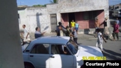 Policia arresta a opositores en Cuba