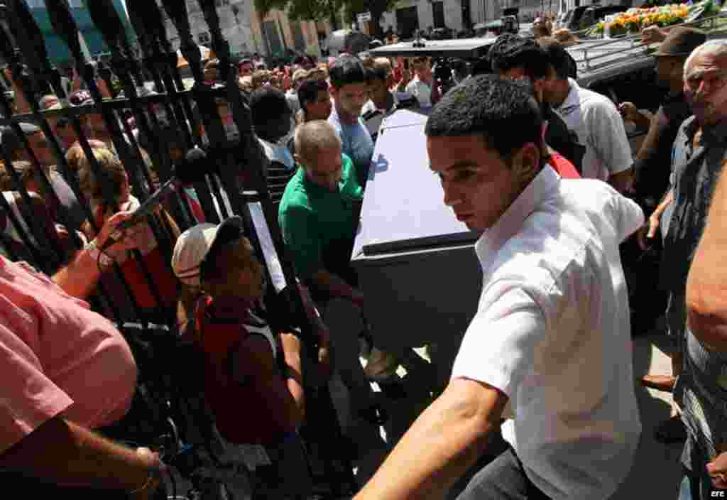 Funerales del líder del Movimiento Cristiano Liberación Oswaldo Payá Sardiñas