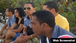 Integrantes del grupo de video independiente "Palenque Visión", en Guantánamo.