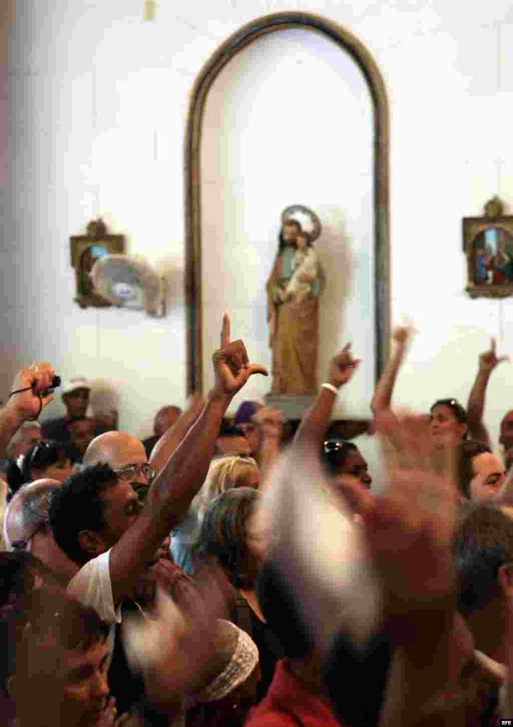 Funerales del líder del Movimiento Cristiano Liberación Oswaldo Payá Sardiñas