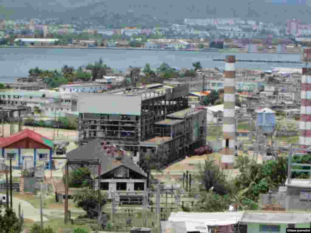 Recorrido por barrios de Santiago de Cuba @libertadorbrea