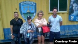 Grupo de cubanos detenido en Honduras.