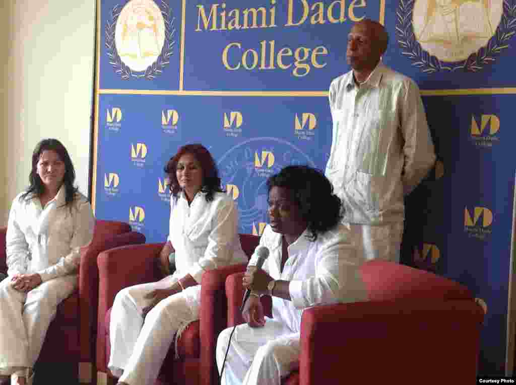 Conferencia de las Damas de Blanco y Guillermo Fariñas