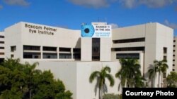 El Instituto Bascom Palmer, perteneciente al sistema de salud de la Universidad de Miami, UM.