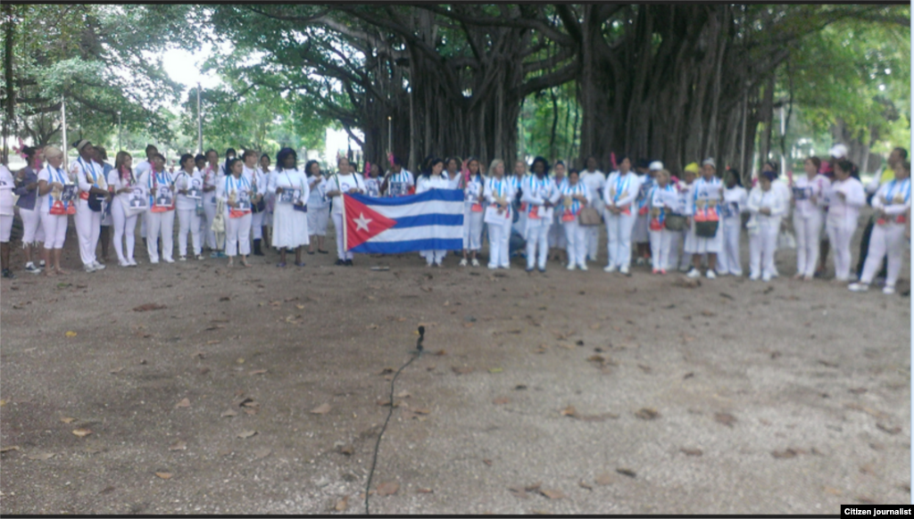 &nbsp;Damas de Blanco en Parque Gandhi