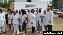 Médicos cubanos en Mozambique. 