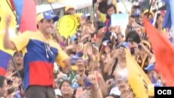 Capriles Rodonski cierra campaña en Caracas con marcha multitudinaria